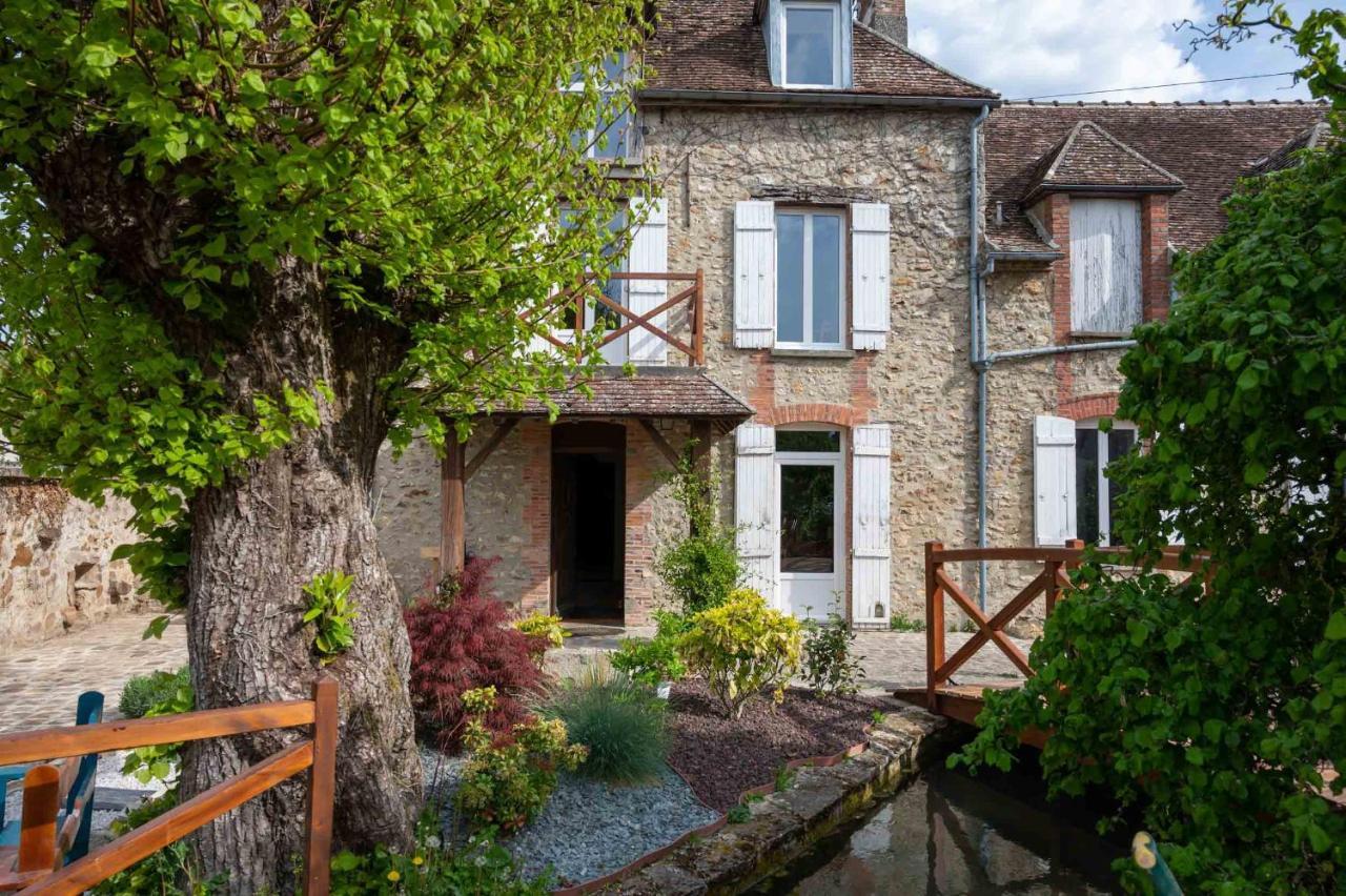 Le Moulin De Cutesson O Dela Du M Bed and Breakfast Villenauxe Εξωτερικό φωτογραφία